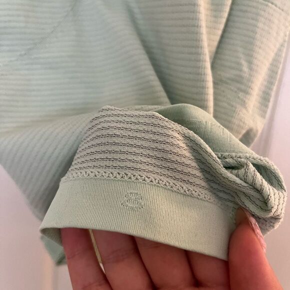 Lululemon swiftly tank - Picture 4 of 4